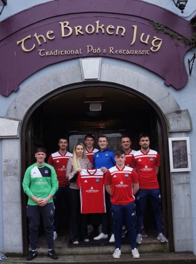 Teresa Devaney of the Broken Jug Bar and Restaurant in the Heart of Ballina presenting the new Ballina Town B team kit for 2019 to team manager Mark Beattie.